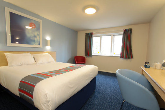 Travelodge Caerphilly Room photo